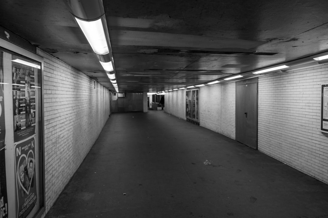 ICU Nurse salary in Berlin - Photo by Alberto Biondi on Unsplash