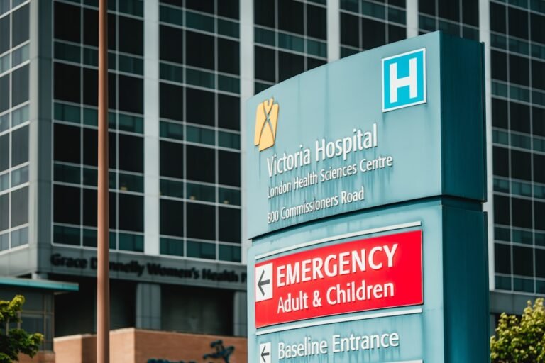 private hospital nurse salary vs public data 2026