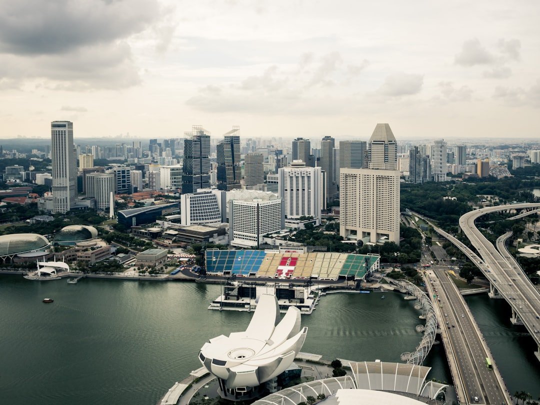 Registered Nurse salary in Singapore - Photo by Goh Rhy Yan on Unsplash
