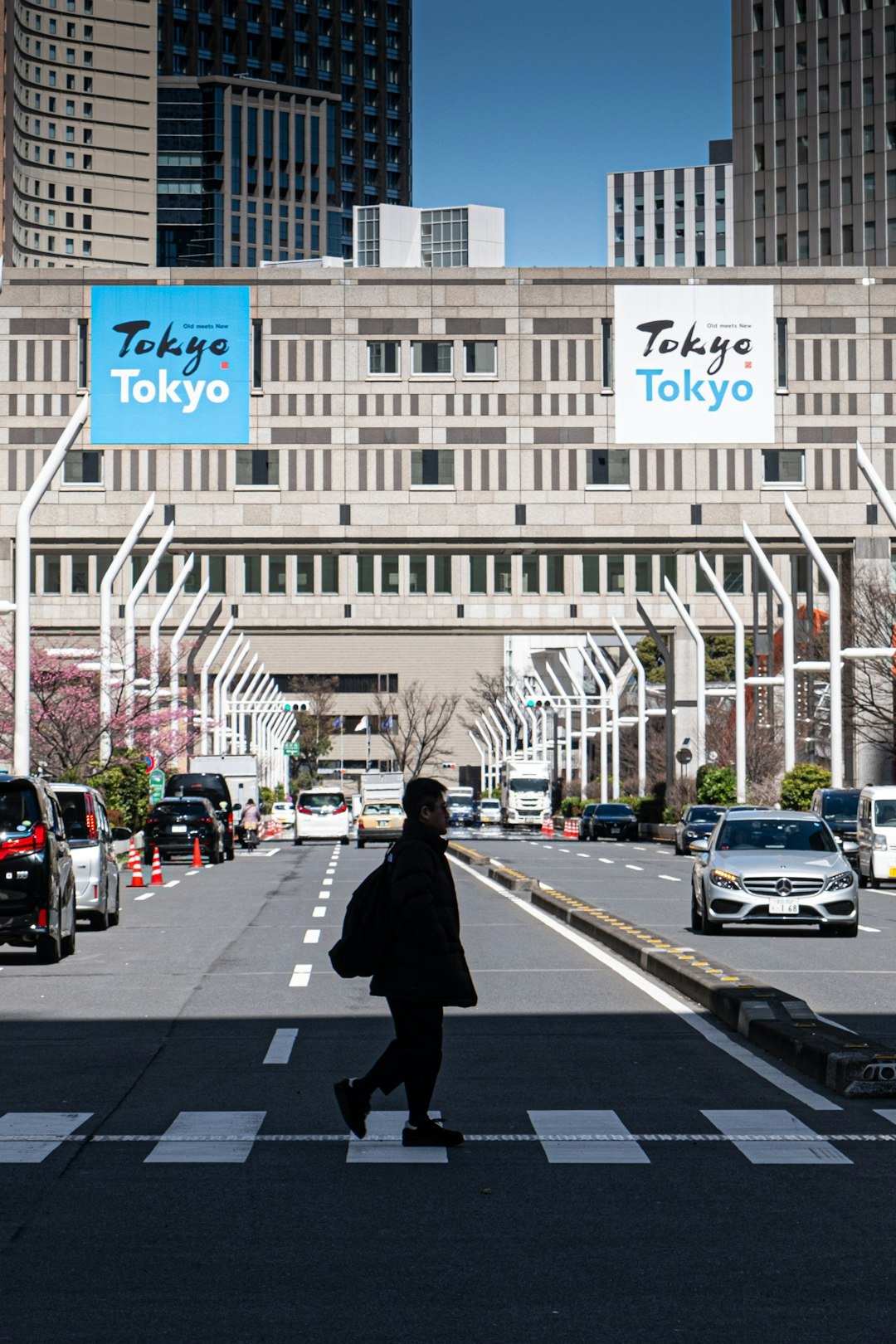 Registered Nurse salary in Tokyo - Photo by Sue Winston on Unsplash