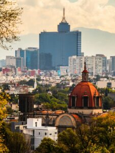 Staff Software Engineer salary in Mexico City - Photo by Jimmy Woo on Unsplash