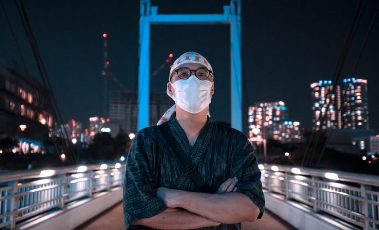 Travel Nurse salary in Tokyo - Photo by Simon Ma on Unsplash